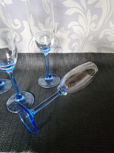 Čaše: Case za vino,Bormioli Rocco kristalno staklo 80te. Case komada 6 u na lalafo.rs — 15 Čaše: Case za vino,Bormioli Rocco kristalno staklo 80te. Case komada 6 u — 15