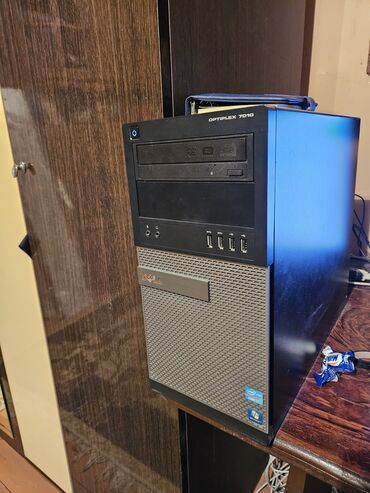 Masaüstü kompüterlər və iş stansiyaları: Optiplex 7010 . 80 manat Optiplex 390 . 60 manat Optiplex 780