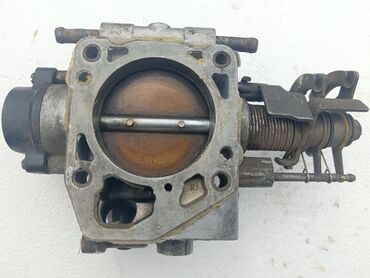 Дроссельные заслонки: Дроссельная заслонка 2004 г., Б/у, Оригинал, Япония — 3