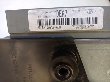 Другие аксессуары: Форд Фокус 1. поддон от Сплит порт 2 л. Блок АБС. Смотрите фотки 30 — 14