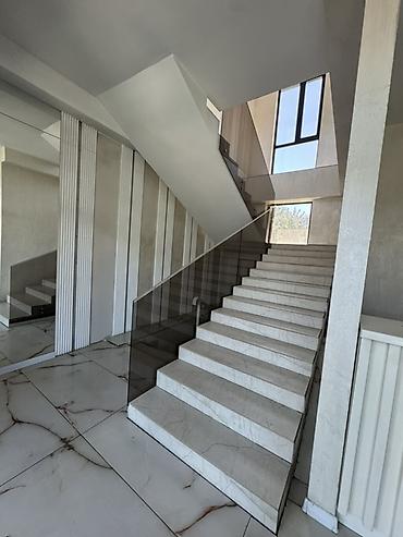 продаю столовая: Сдается коммерческое помещение 359м2 в центре города — 2