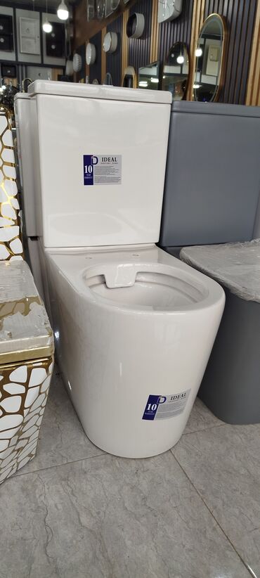 Обои: Məhsul: IDEAL Sanitary Ware kompakt unitaz (iki hissəli, çənli model)