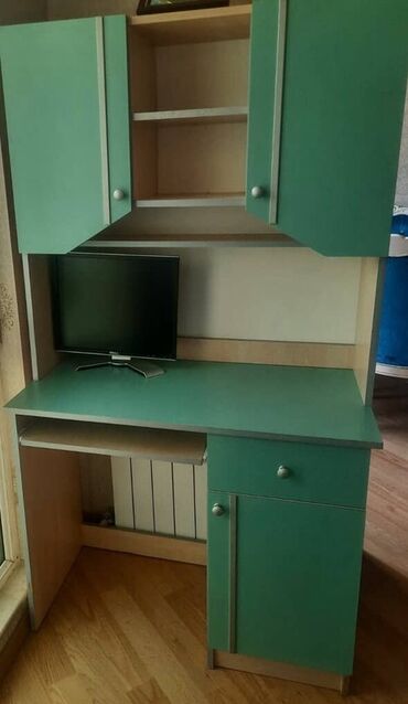 Кухонные столы на заказ: Her 2si embawood