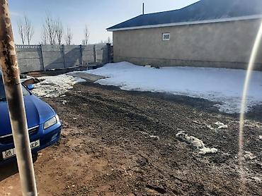 Продажа коттеджей и домов: Срочно продам дом в г.Каракол Ул. Алыш Акунова 29. Участок 4.5 сотки — 12