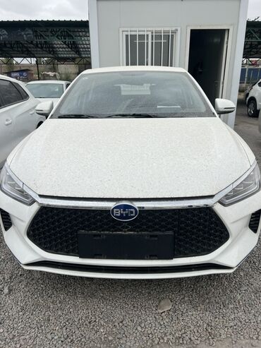 машина мало литровка на рассрочку: BYD : 2020 г., Автомат, Электромобиль, Хетчбек