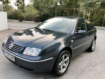 фольксваген п: Volkswagen Golf: 2003 г., 1.6 л, Автомат, Бензин, Седан