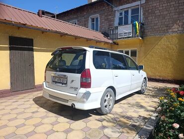 электромобиль neta: Мини-тракторы Mitsubishi Chariot: 1997 г., 2.4 л, Бензин, Универсал