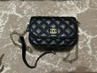 Классические сумки: Классическая сумка, Chanel, Стеганая модель, Женские