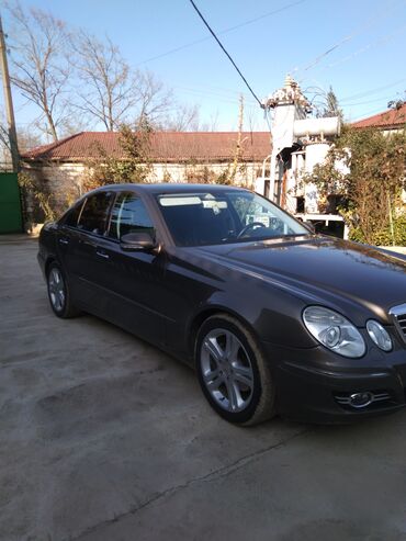 Mercedes-Benz: Mercedes-Benz E 220: 2.2 l | 2008 il Sedan — 17