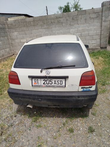 поло автомобиль: СРОЧНО СРОЧНО!!!Volkswagen Golf III – это практичный и надежный