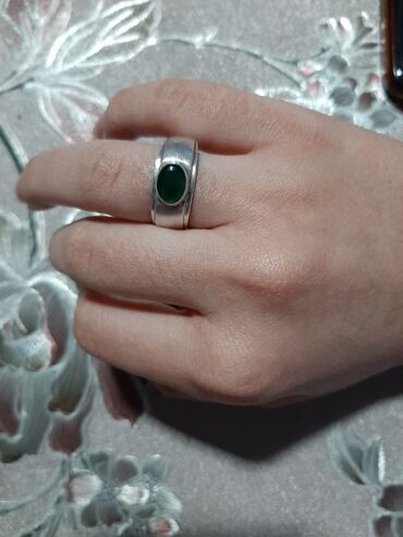 503 oglasa | lalafo.rs: Prsten srebran 925 cisto srebro prsten masivan tezak sa zelinim