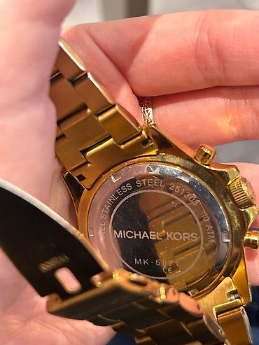 saat michael kors: Məhsul: Michael Kors qadın qol saatı Model: MK-5871 - Korpus və — 2