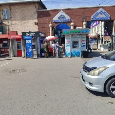 купить футбольное поле: Продаю Торговый контейнер, Дордой рынок, 20 тонн, С видеонаблюдением