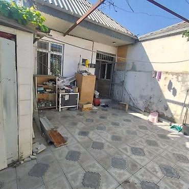 Binəqədi qəs. 3 otaqlı, 100 kv. m, Orta təmir lalafo.az -da Binəqədi qəs. 3 otaqlı, 100 kv. m, Orta təmir