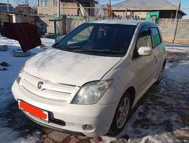 тайта камри: Toyota ist: 2003 г., 1.3 л, Автомат, Бензин, Хэтчбэк