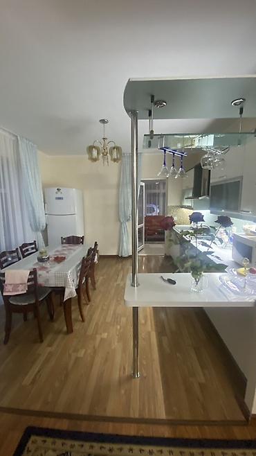 Долгосрочная аренда домов: 160 м², 5 комнат, Семейным — 3