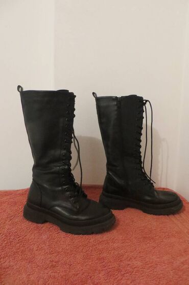 zenska bluza prelepog dizajna: High boots, 37