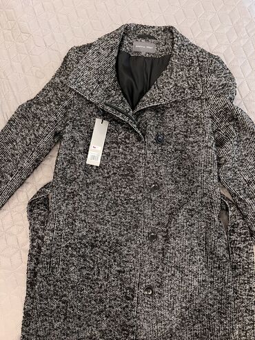 пальто женское: Пальто M (EU 38), L (EU 40), цвет - Серый