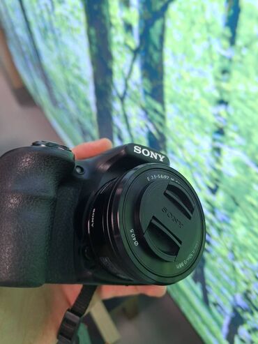 фотоаппарат марк 2: Sony Linza 18mm-50mm / 3.5-5.6 
Əla vəziyyətdə, çox az istifadə olunub