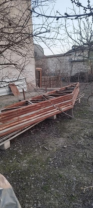 dəmir boruların qiyməti: Dəmir fermalar satilir.10 ədəddir.uzunlugu 7.90metrdi.hundurluyu — 2