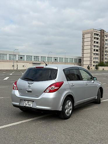 nissan tiida: Qadın isdifadə edib çox ekonomik maşındır sadəcə iş üçün sürülüb — 7
