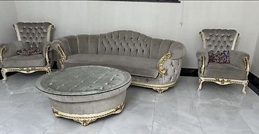 Комплекты диванов и столов: Ünvan:Badamdar Klassik üslubda dəst mebel: - 1 ədəd 3 nəfərlik divan - — 1