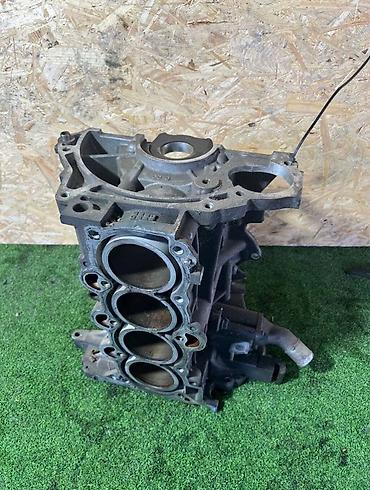 Двигатели, моторы и ГБЦ: Предлагается автомобильный блок цилиндров, изготовленный из металла — 8