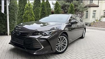 corolla 2016: Toyota Avalon: 2018 г., 2.5 л, Вариатор, Гибрид, Седан — 3