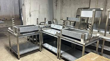 Оборудование для ресторанов, кафе: Köz Döner Manqalları və Havalandırmaların, Nerj Masaların Satışı! Hər — 8