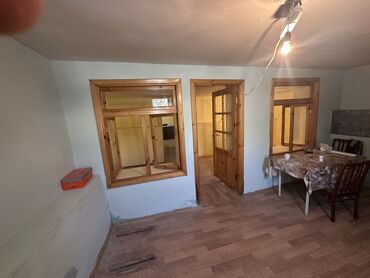 Həyət evləri və villaların satışı: Binəqədi qəs. 4 otaqlı, 160 kv. m, Orta təmir -da lalafo.az — 13 Həyət evləri və villaların satışı: Binəqədi qəs. 4 otaqlı, 160 kv. m, Orta təmir — 13