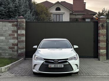 авто полик бу: Toyota Camry: 2017 г., 2.5 л, Автомат, Бензин, Седан