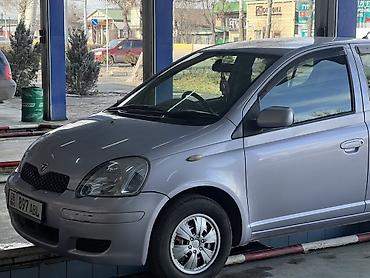 Toyota: Toyota Vitz: 2003 г., 1.3 л, Автомат, Бензин, Хэтчбэк — 1