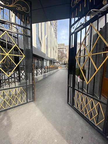 Долгосрочная аренда квартир: 3 комнаты, Агентство недвижимости, Без подселения, С мебелью полностью — 14