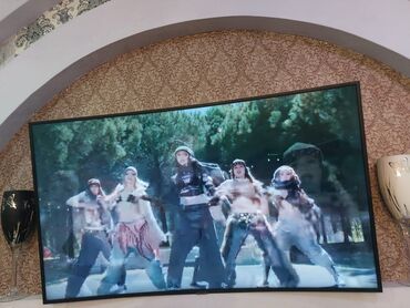 ремонт компьютеров выезд на дом: QQövs formalı niş içində quraşdırılmış böyük diaqonallı səthə montaj
