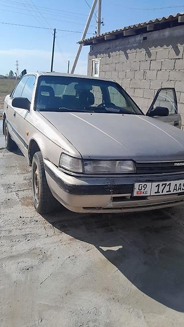 мазд: Mazda 626: 1990 г., 2 л, Механика, Бензин, Седан — 2