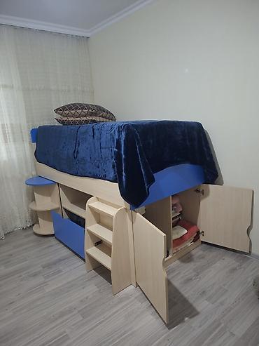 qapilar gence: Uşaq/yeniyetmə üçün çoxfunksiyalı mebel dəsti - Kompakt loft tipli — 2