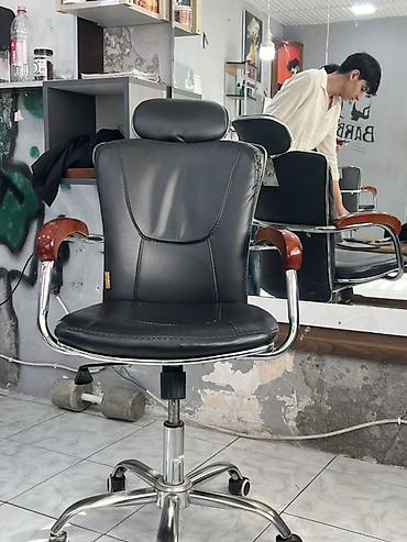 sac kəsim kreslosu: Barber kreslosu 1 i 120azna Bərbər/kosmetologiya salonu üçün peşəkar — 1