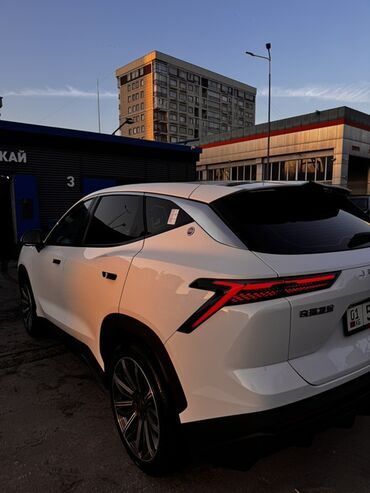 Jetour: Jetour Dasheng: 2022 г., 1.6 л, Робот, Бензин, Кроссовер — 4