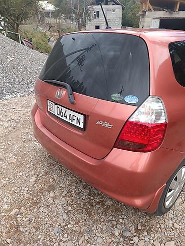 Унаа: Honda Fit: 2005 г., 1.3 л, Вариатор, Бензин, Хетчбек — 6