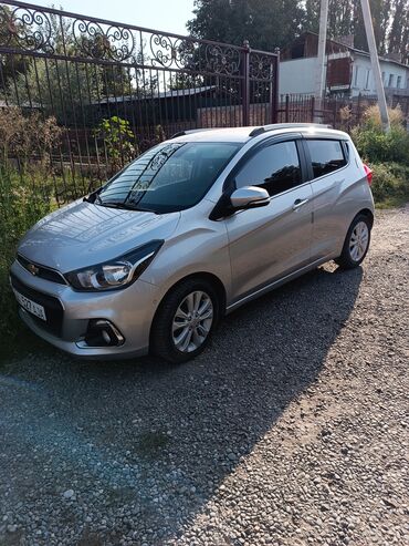 полированная машина: Chevrolet Spark: 2016 г., 1 л, Автомат, Бензин, Седан