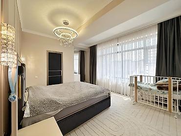 122: 3 комнаты, 122 м², Ак-Кеме 11 этаж — 7
