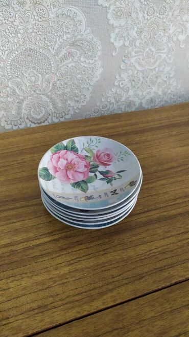 Посуда: Прозрачное блюдо в форме рыбы. Оригинальный предмет сервировки — 6