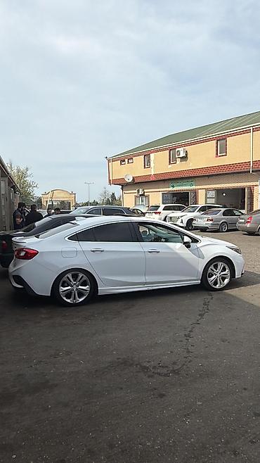 chevrolet cruze motor: Chevrolet Cruze: 1.4 l | 2017 il 220000 km Sedan — 6