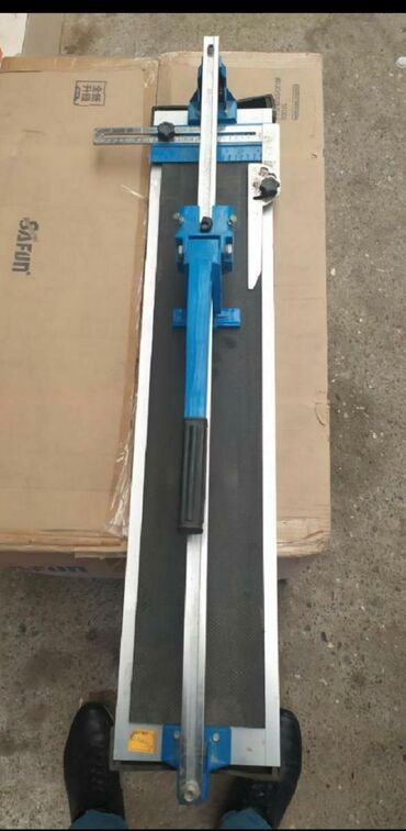 gence kafel metlax: Kafel kesen yeni keyfiyyətli 60sm lazer ilə hər santa var çox