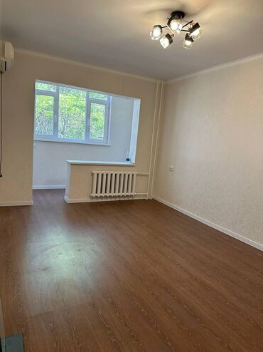 Продажа квартир: 1 комната, 36 м², 106 серия, 2 этаж, Евроремонт