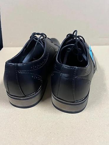 Cipele: Muške elegantne cipele – crne, sa pertlama - Model: klasične — 4