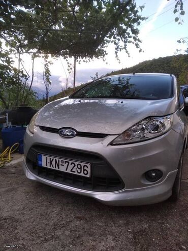 Ford Fiesta: 1.6 l | 2009 year 160000 km. Hatchback