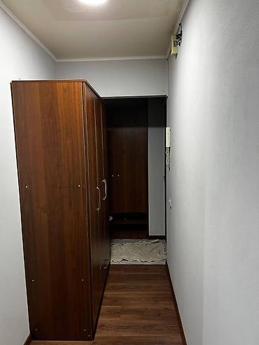 104: 1 комната, 32 м², 4 мкр 104 серия, 4 этаж, Косметический ремонт — 6