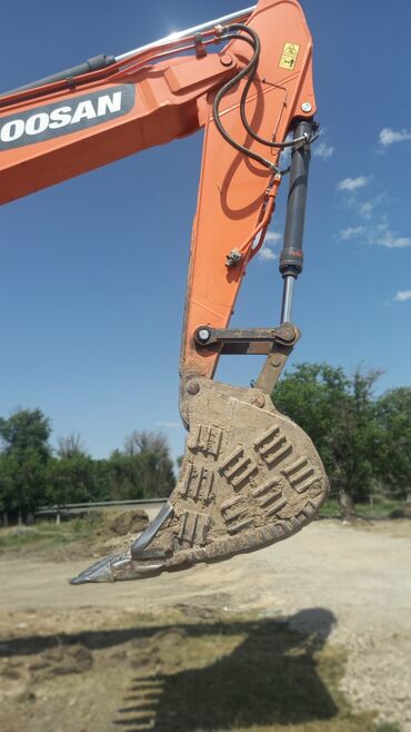 аппаратура 1 9: Экскаватор, Doosan, 2017 г., Гусеницалуу
