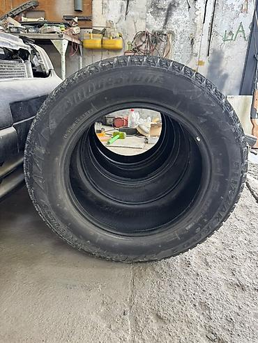 11 00 20: Комплект зимних шин Bridgestone Blizzak Revo 2. - Размер: 195/65 R15 — 4